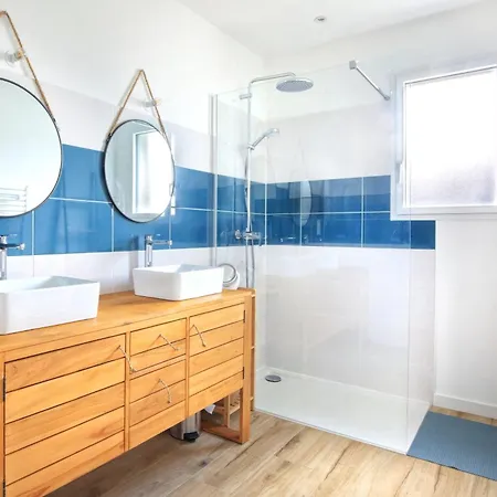 Les Euphorbes - Charmante Maison Avec Vue